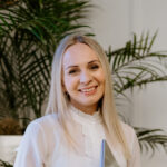 Liina Ostumaa, Hamalink, Assistendikool, blogi