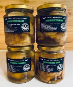 marineeritud haug juraka